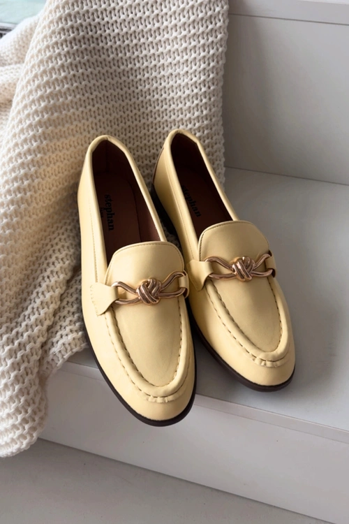 Loafersy Damskie Z Ozdobnym Detalem Żółte Rosynne