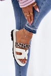 Skórzane Klapki Damskie Z Rzepem Panterka Vinceza 66769 Jasnobeżowe