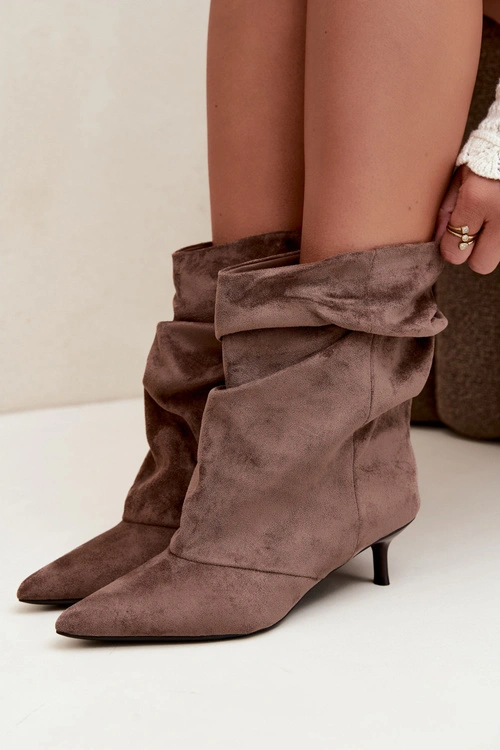 Wsuwane Botki Typu Slouchy Na Obcasie Khaki Farren