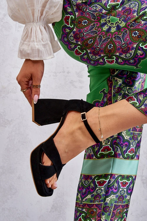 Damskie Zamszowe Sandały Na Obcasie Lewski Shoes 3221 Czarne